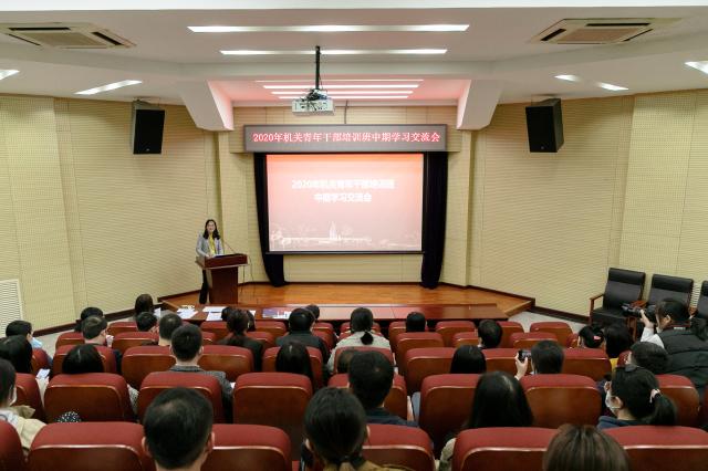 开头.jpg